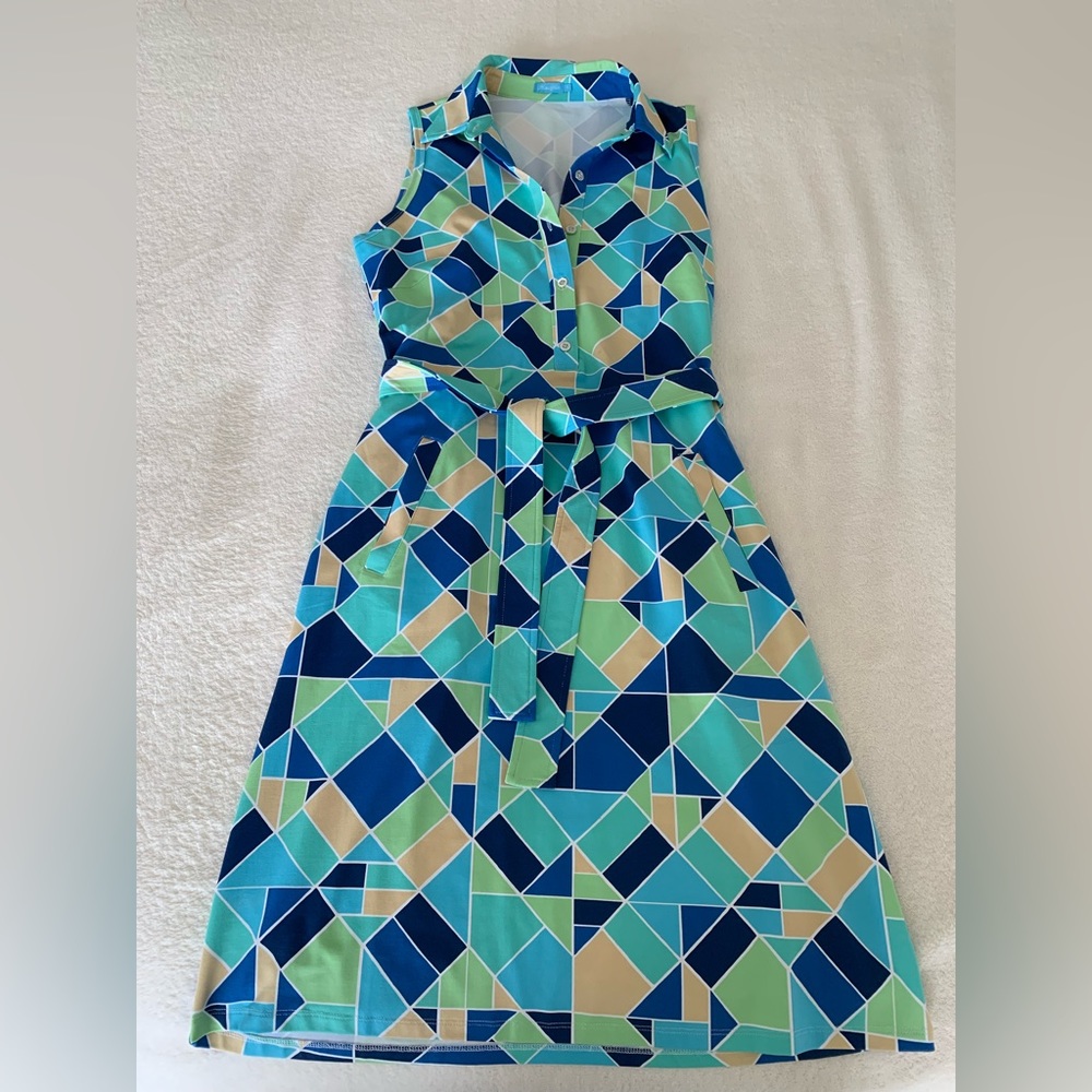 J. McLaughlin, Dolly shirt dress with belt, great travel dress. beautiful colors